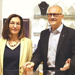 Christine und Reinhard Maria Damisch vom Salzburger Juwelier KREMO kreativ modern. 5020 Salzburg Österreich